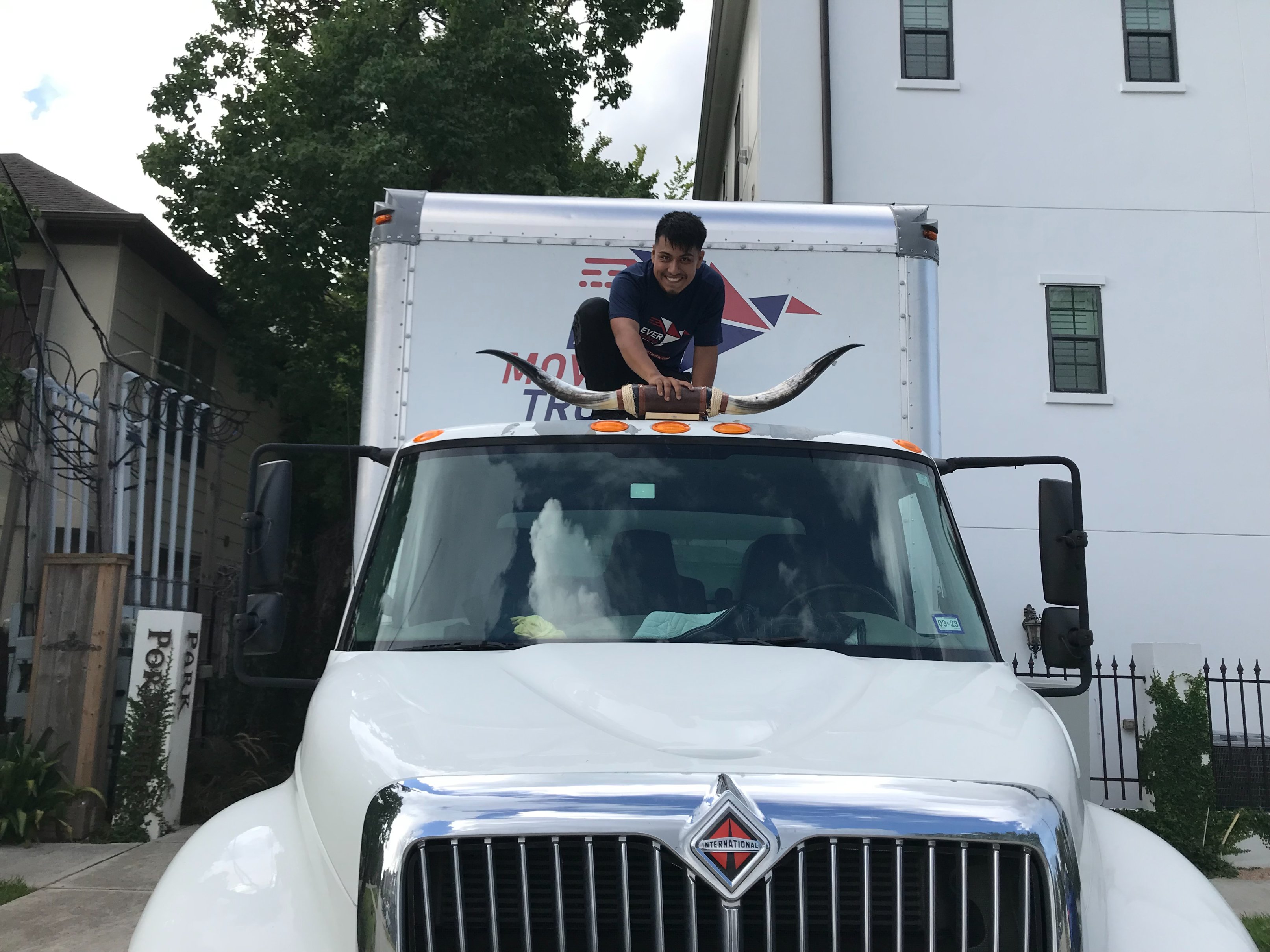 Ever Moving Truck Crew